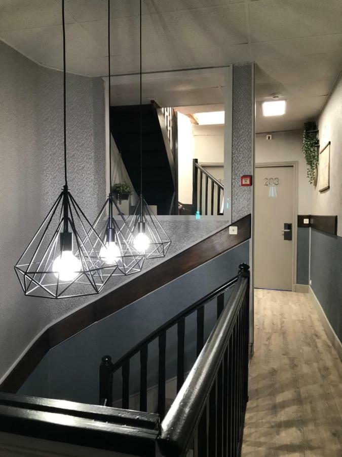 海湾酒店 Mandelieu 外观 照片